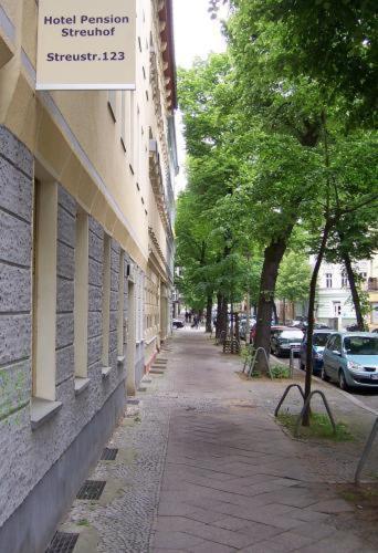 Hotel Pension Streuhof Berlino Esterno foto