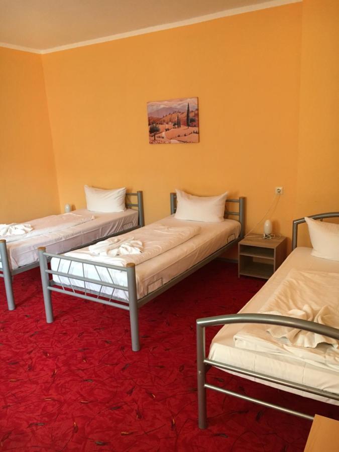 Hotel Pension Streuhof Berlino Esterno foto