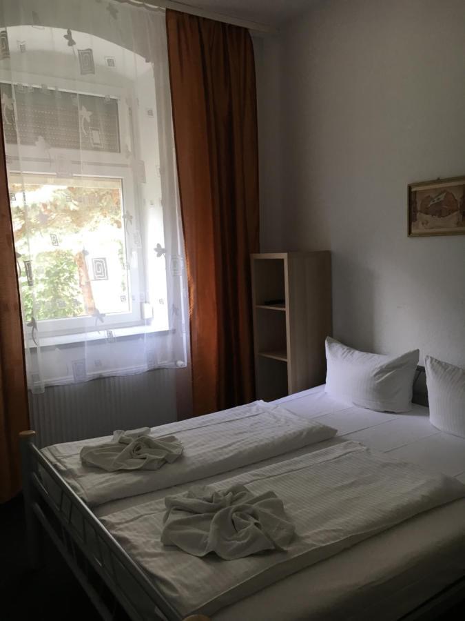 Hotel Pension Streuhof Berlino Esterno foto