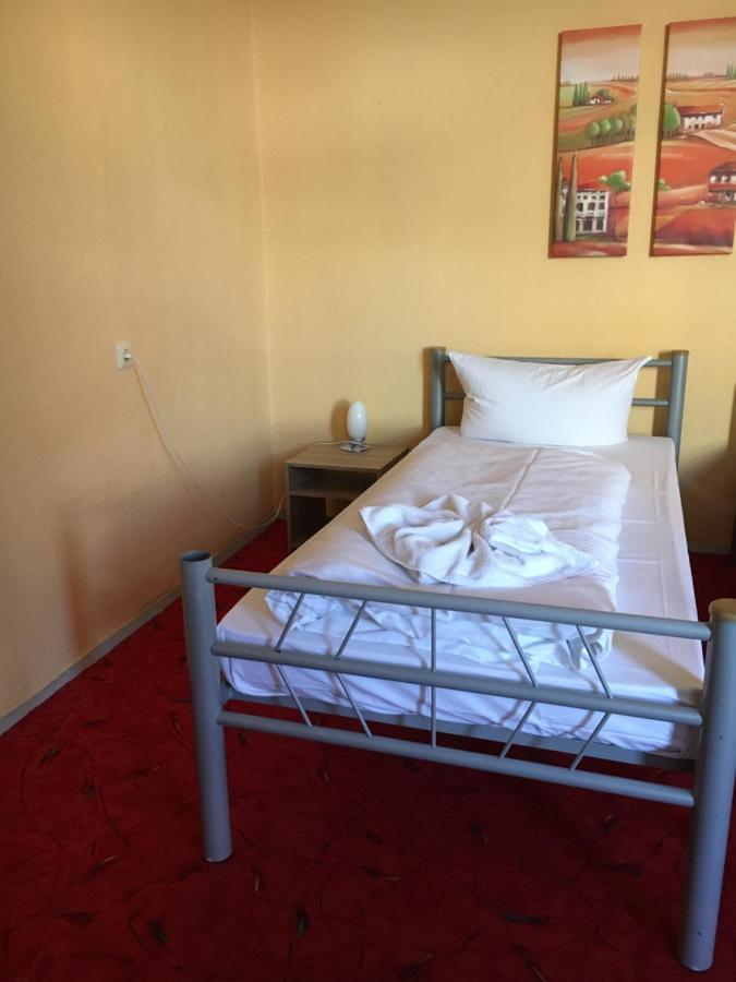 Hotel Pension Streuhof Berlino Esterno foto
