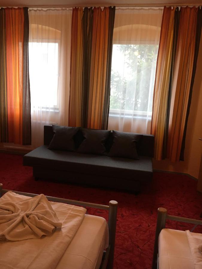 Hotel Pension Streuhof Berlino Esterno foto